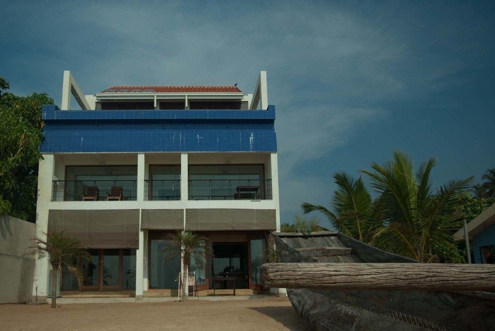 Hotel The Cove Negombo Exterior foto